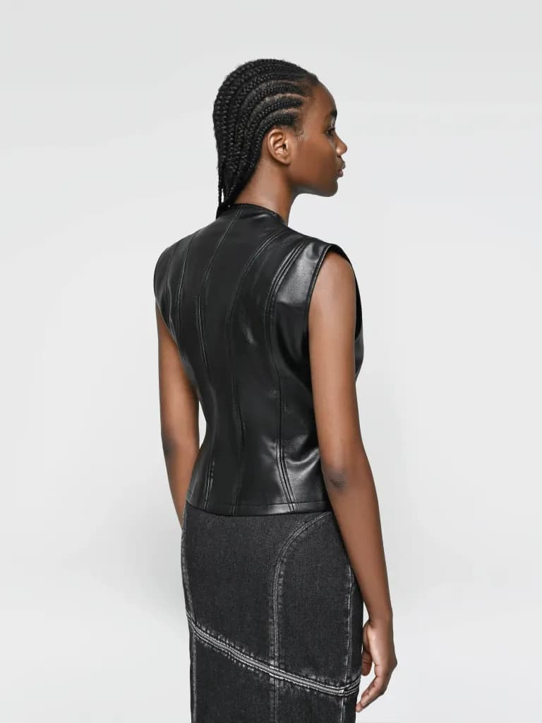 Топ Faux-leather top with zippers